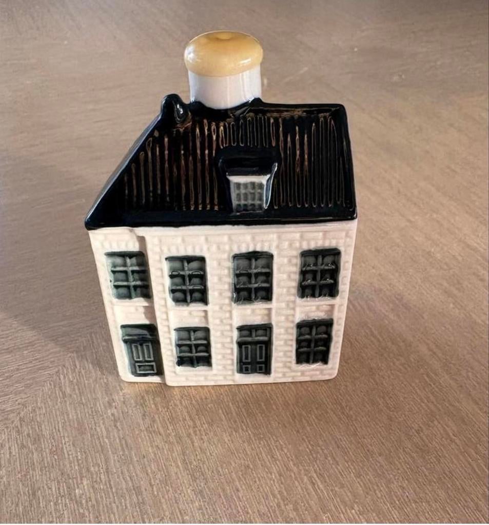 KLM Huisje 106 - BOLS Jenever, Ophalen of Verzenden, Zo goed als nieuw, 81 t/m 91
