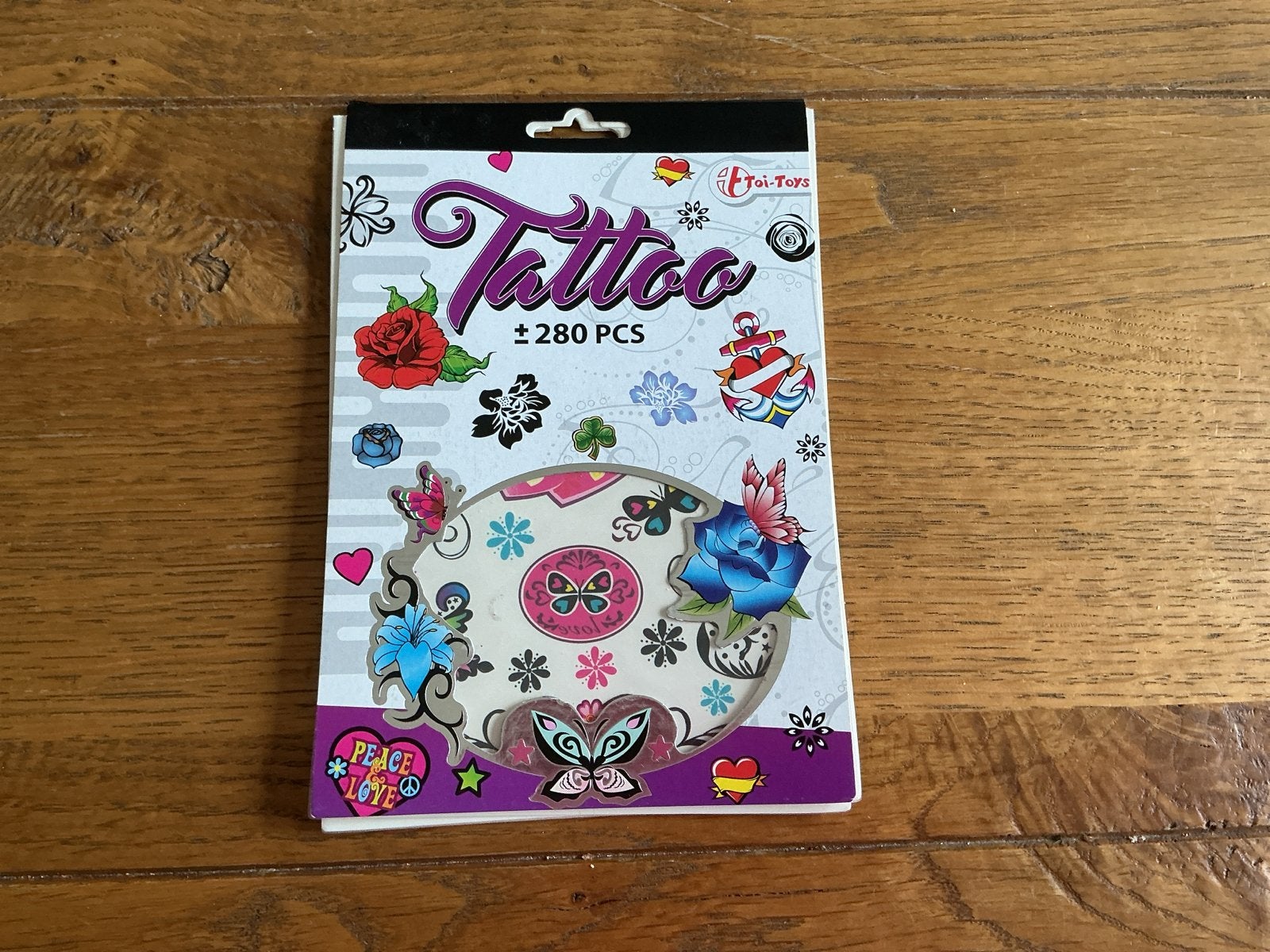 Tattoo set met 280 stuks - Tijdelijke plaktattoos, Ophalen of Verzenden, Gebruikt, Meisje