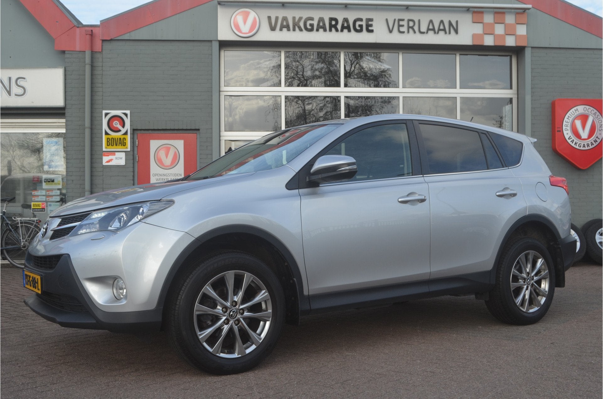 Toyota RAV4 2.0 Dynamic 2WD AUTOMAAT ..12 mnd. gar..., Automaat, Gebruikt, 4 cilinders, Bedrijf