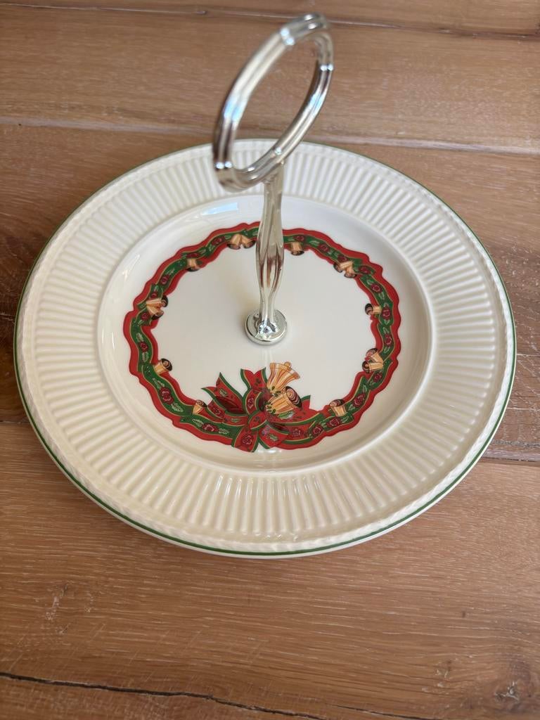 Wedgwood Christmas Time etagere - Zo goed als nieuw, Huis en Inrichting, Keuken | Servies, Overige typen, Ophalen of Verzenden