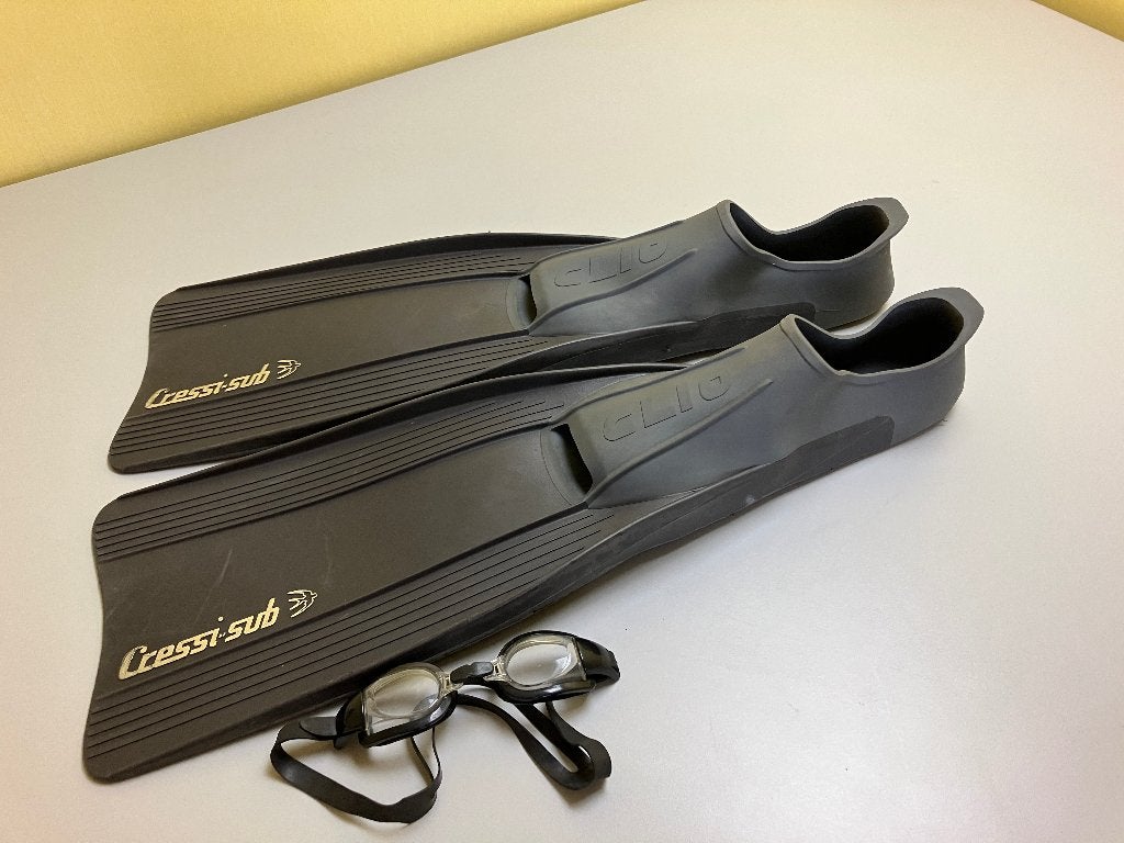 Mooie flippers zwemvliezen (mt 45-46) duikbril, Ophalen of Verzenden, Zo goed als nieuw, Zwem- of Duikvliezen