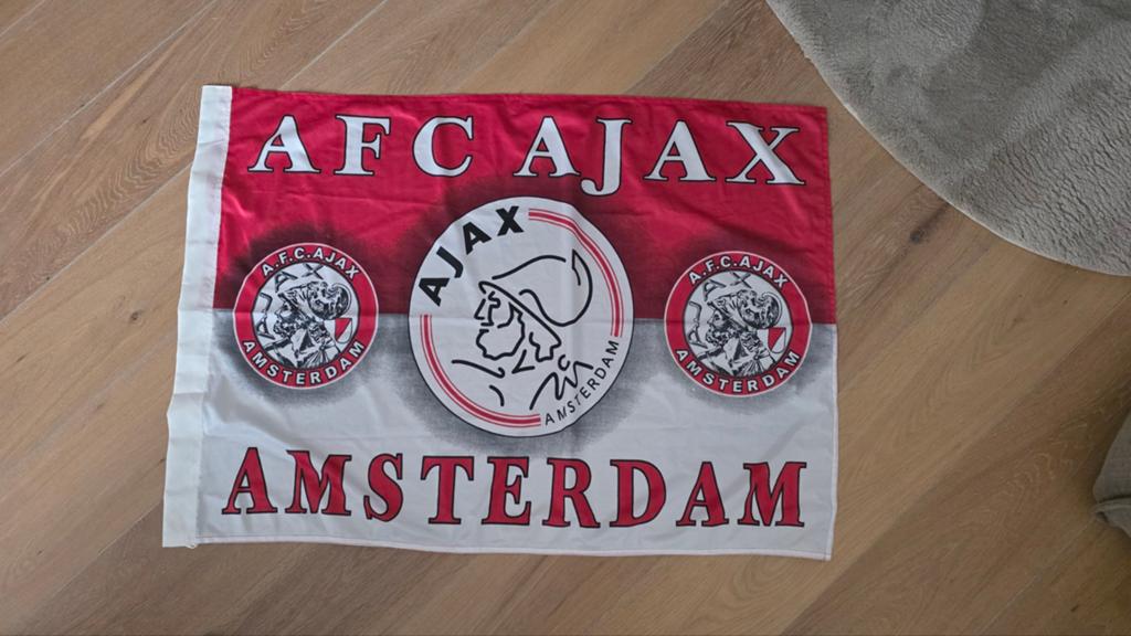 Mooie ajax vlag, Diversen, Vlaggen en Wimpels, Verzenden