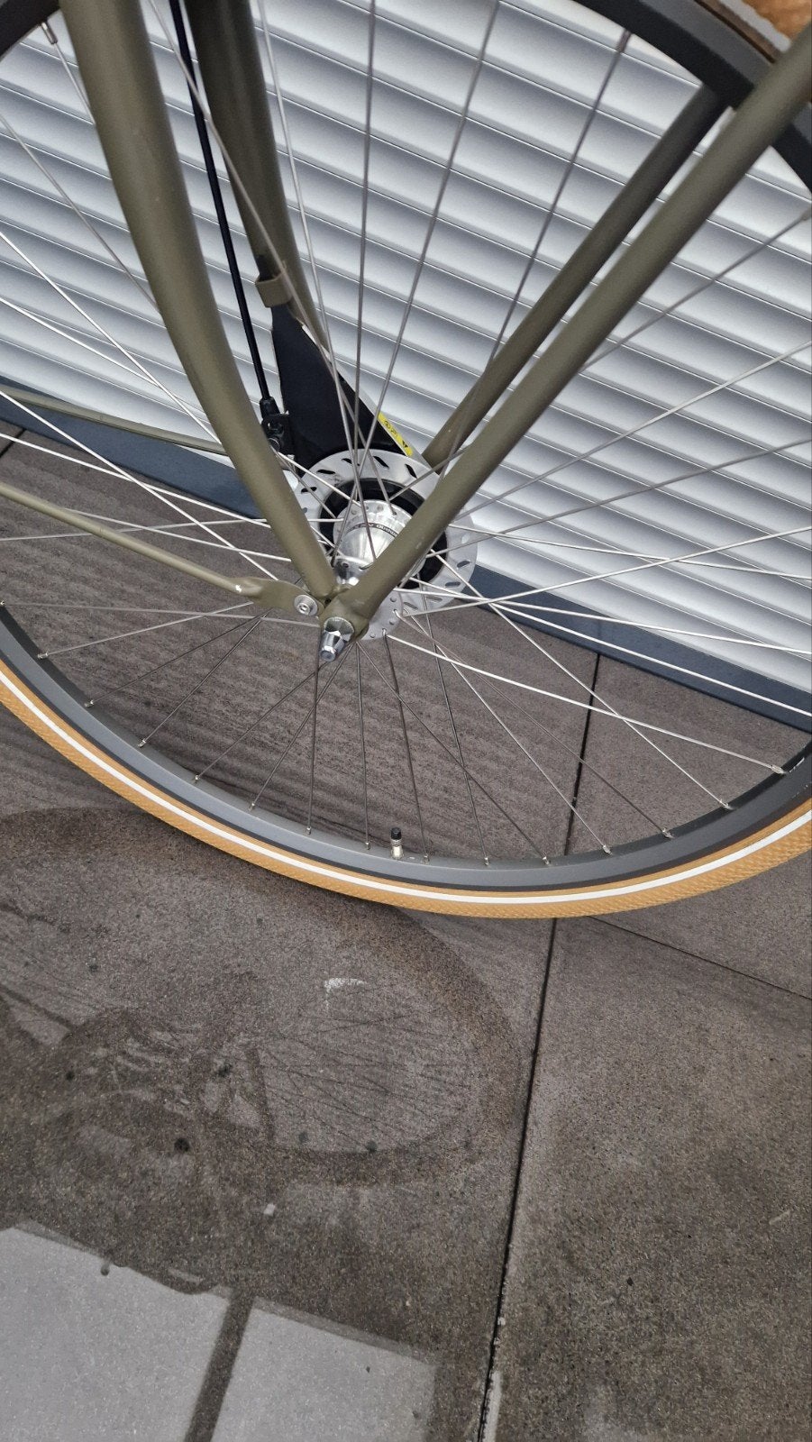 Foto 3 van Cortina U4 28 inch in Nieuwstaat !!!