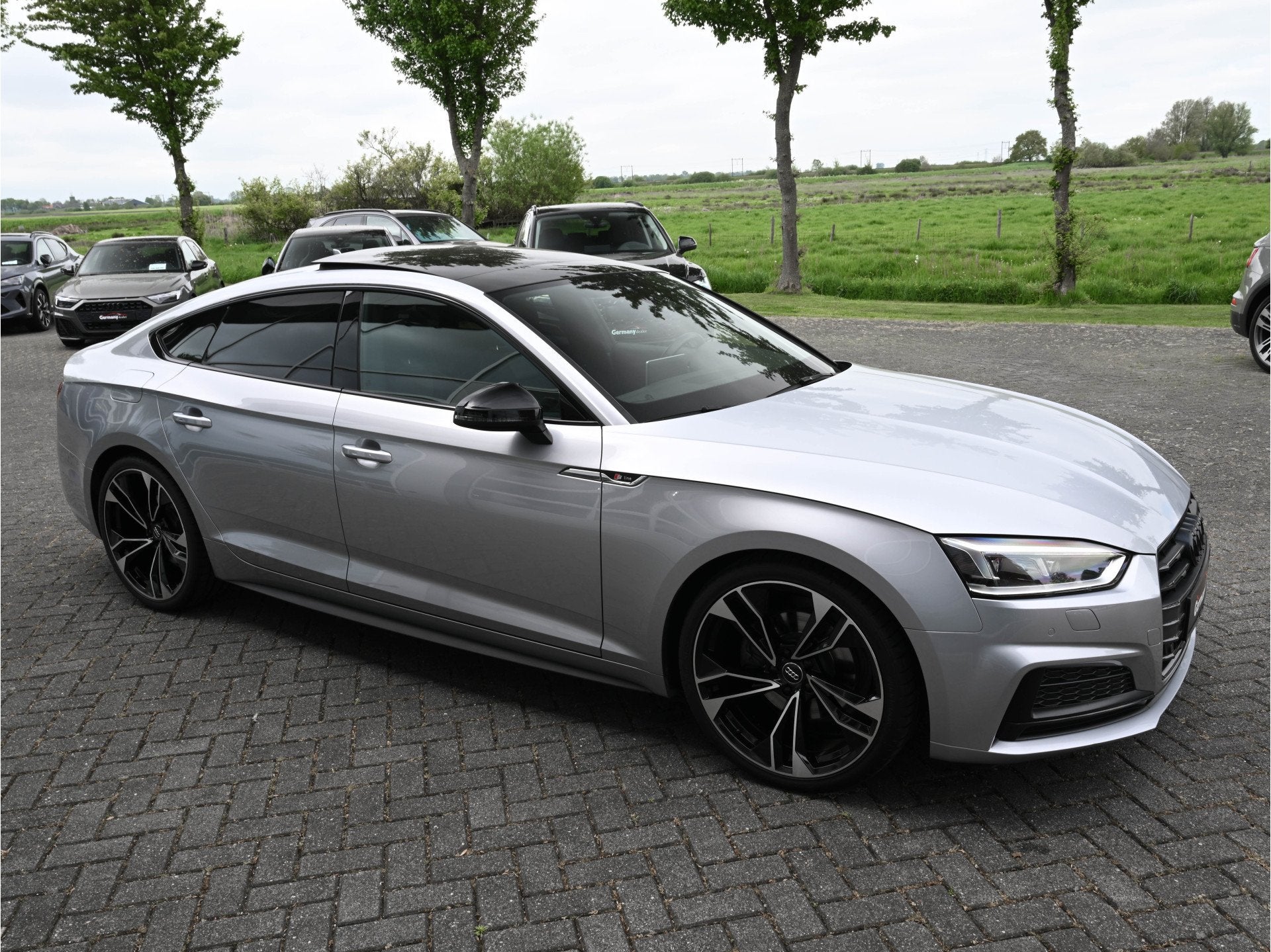 Audi A5 Sportback 40Tfsi S-Line 190pk Black optic Pano B&O V, Auto's, Audi, Gebruikt, 1435 kg, Automatische klimaatregeling, Bedrijf