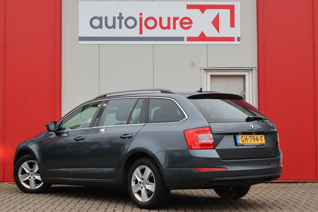 Skoda Octavia Combi 1.2 TSI Greentech Ambition (bj 2015), Auto's, Voorwielaandrijving, Euro 5, 4 cilinders, 620 kg