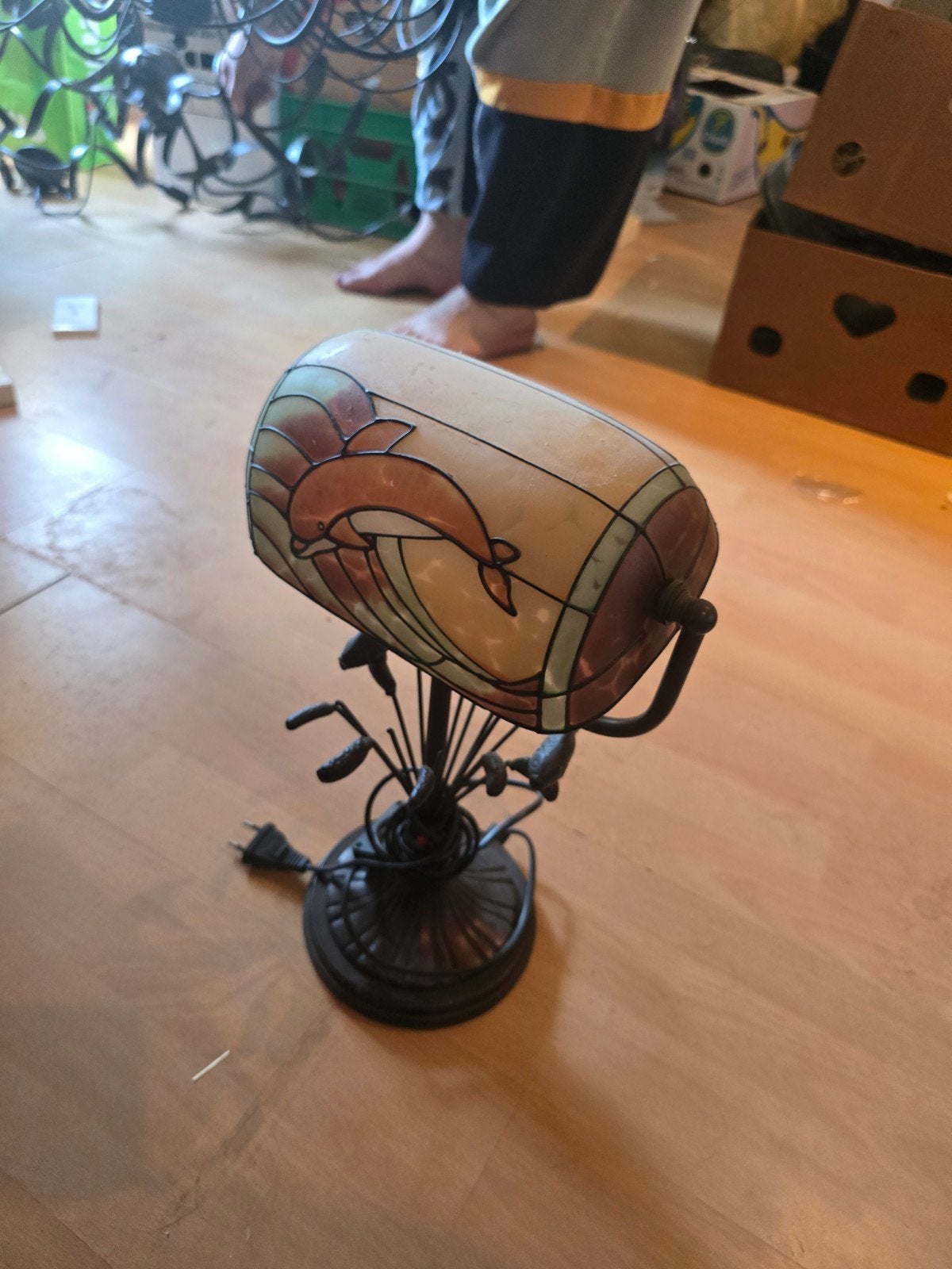 Tiffany tafellamp met dolfijn decoratie, Ophalen