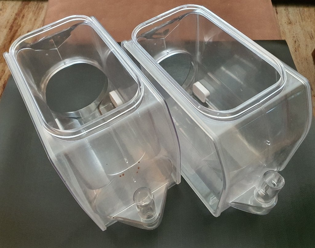 GEISOLEERDE BAKKEN met haarscheurtjes SLUSH MACHINE SPM SP, Ophalen, Gebruikt, Zelfvriezend