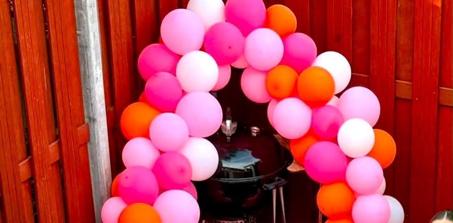 GRATIS. Roze bloem ballon (4x) en kleine boog, Ophalen, Gebruikt, Versiering, Verjaardag