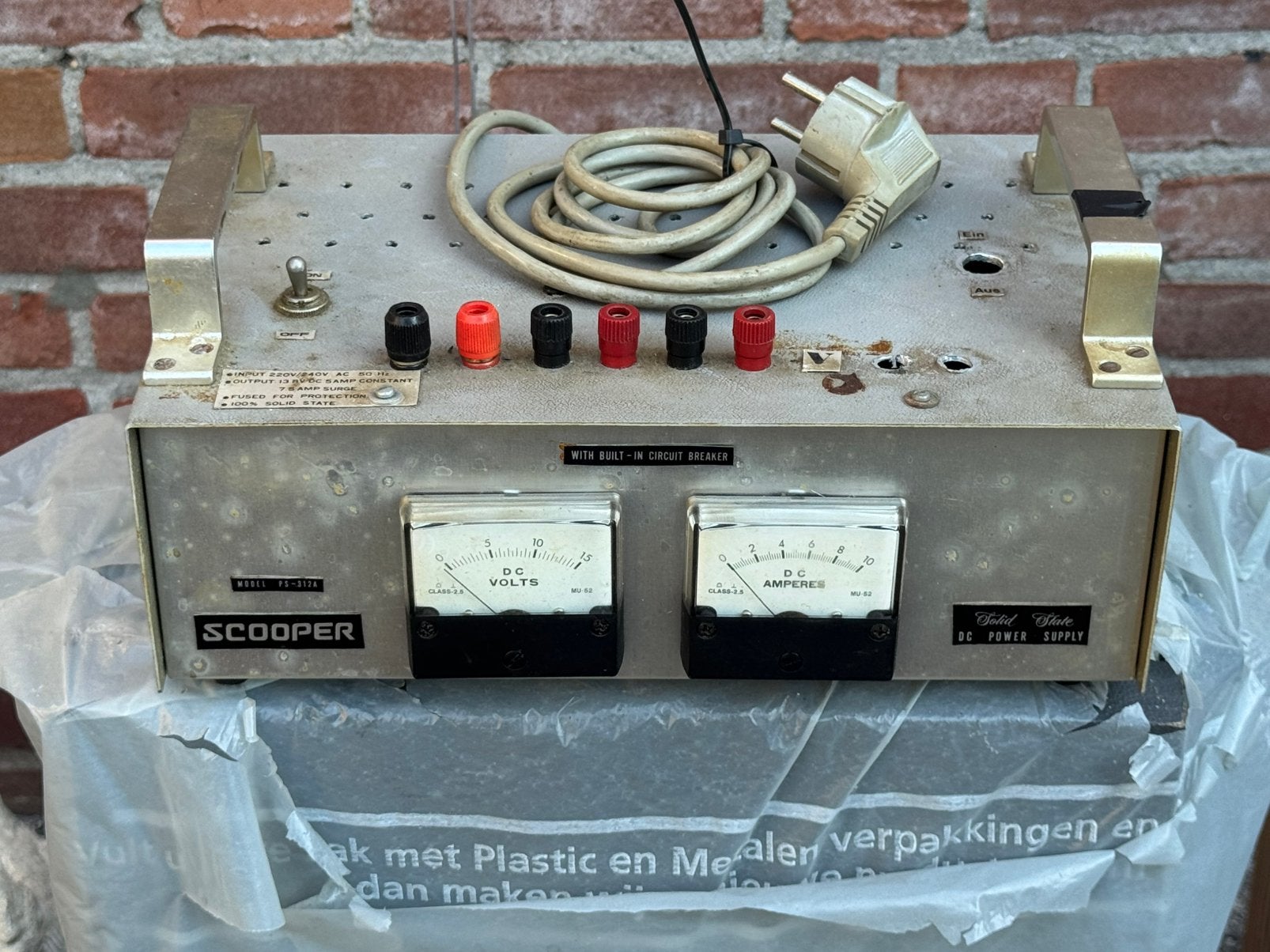 Homemade voeding 13,8 v vaste pr ophalen, Ophalen