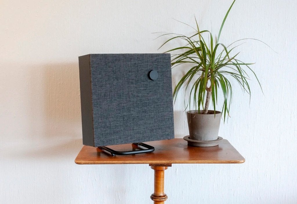 Ikea Eneby 30 bluetooth speaker met standaard, Overige typen, Zo goed als nieuw, AUX-ingang, Minder dan 60 watt