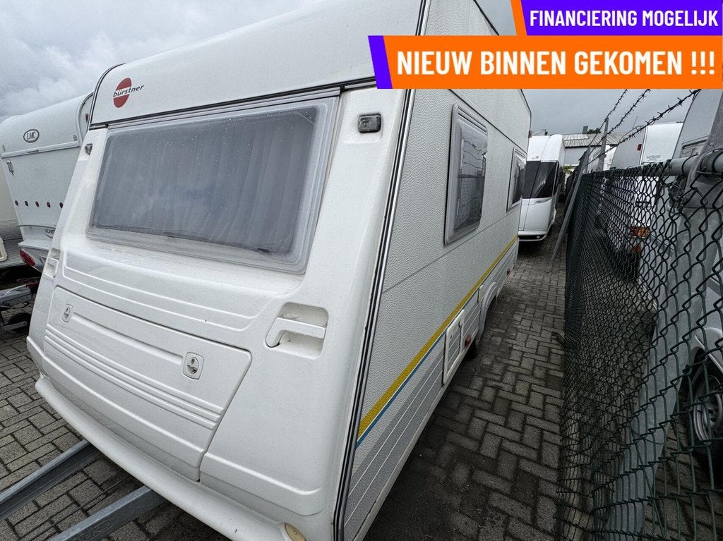 Buerstner ARTSTEP 420 TN, DINETTE, TREINZIT, VOORTENT,TOILET, Caravans en Kamperen, Caravans, Bedrijf, Treinzit, 750 - 1000 kg