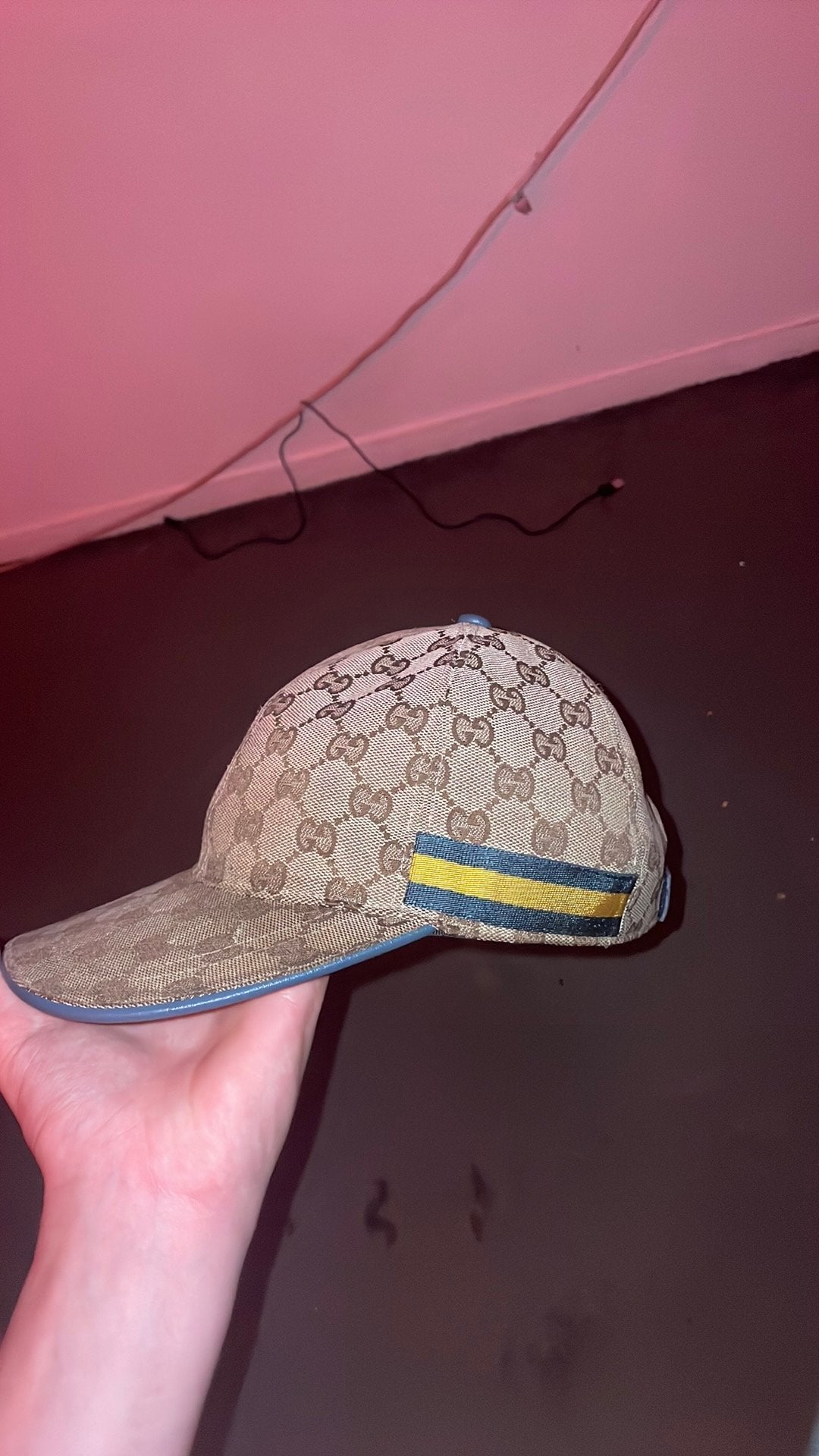 Gucci pet zweden, Ophalen, Zo goed als nieuw