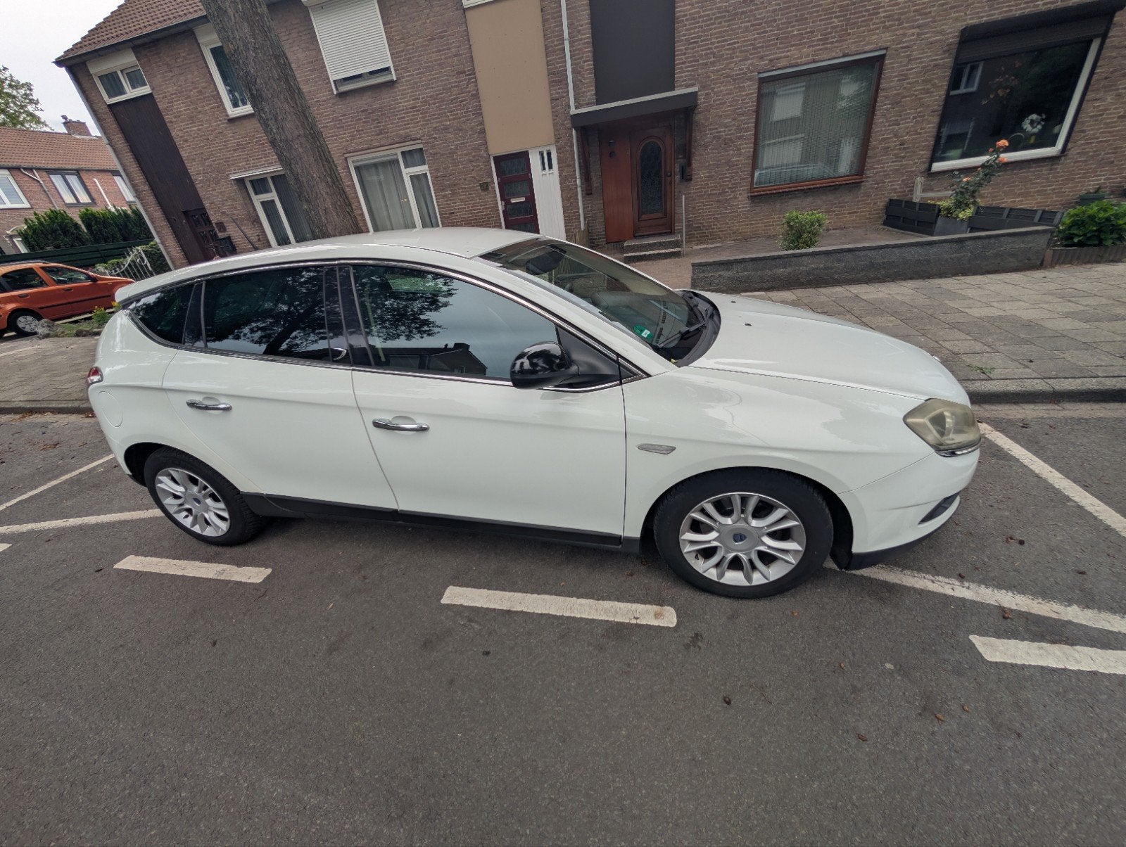 Lancia Delta 1.4 Tjet 120 2008 Wit, Auto's, Voorwielaandrijving, 15 km/l, 1295 kg, 4 cilinders