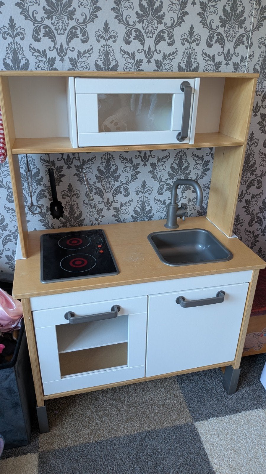 ikea keukentje, Ophalen, Zo goed als nieuw