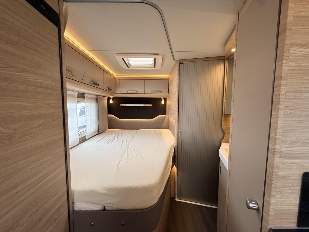 Knaus Van TI 700 LF PLUS Platinum Selection, Automaat, Chemisch toilet, Ringverwarming, Bedrijf
