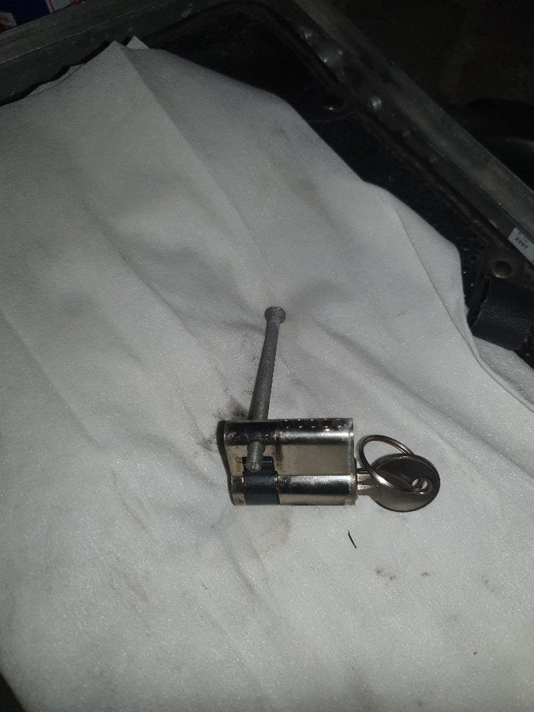 slotcilinder 30/10 voor bv garagedeur, Ophalen, Gebruikt, Chroom, Slot
