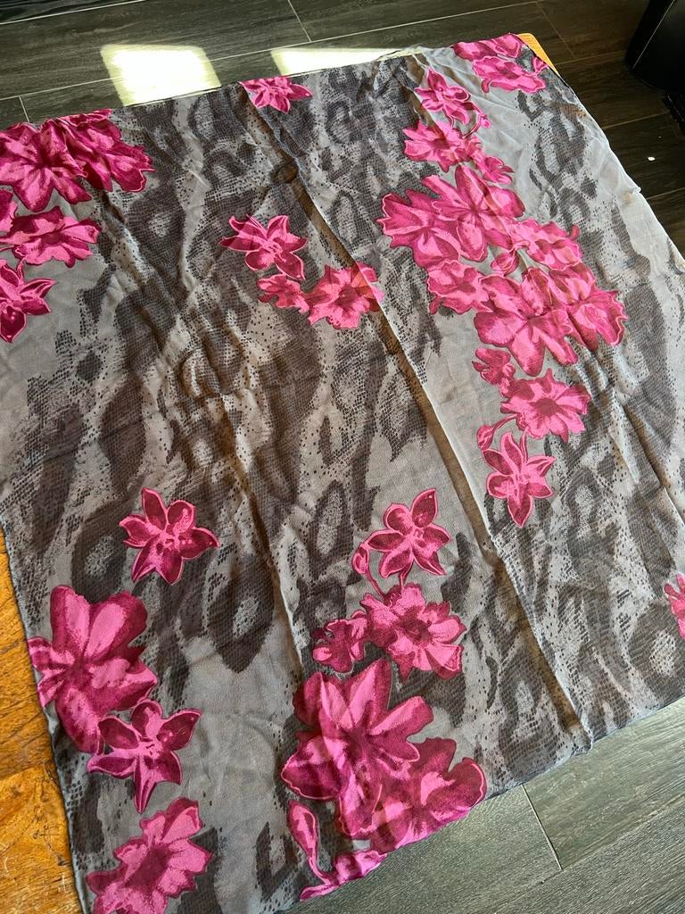 Zijden sjaal Apriori met bloemenprint, Kleding | Dames, Verzenden, Gedragen, Sjaal