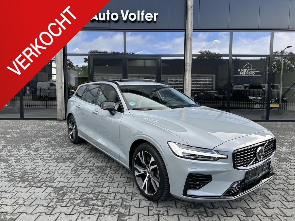 Volvo V60 2.0 T8 Plug-in hybrid AWD Ultra Dark B&W|hud|pano|, Auto's, Automaat, Euro 6, 4 cilinders, 1969 cc