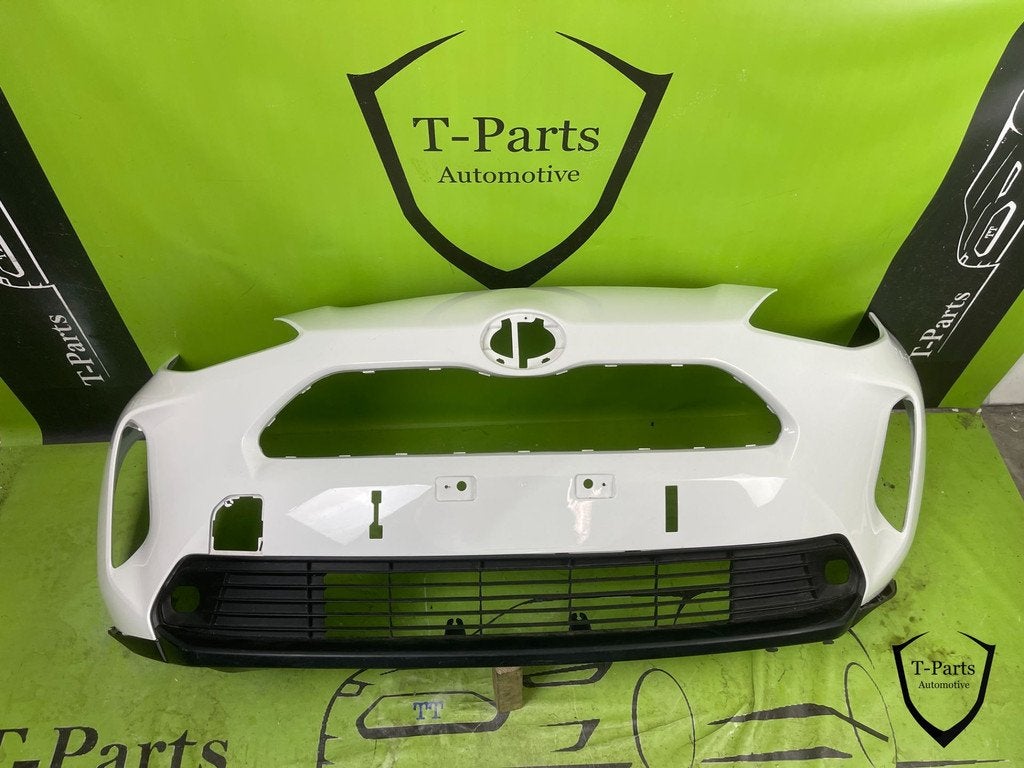 Toyota yaris cross P21 WIT voorbumper origineel bumper 2021+, Auto-onderdelen, Info@fabrikant.eu, Ophalen of Verzenden, Toyota