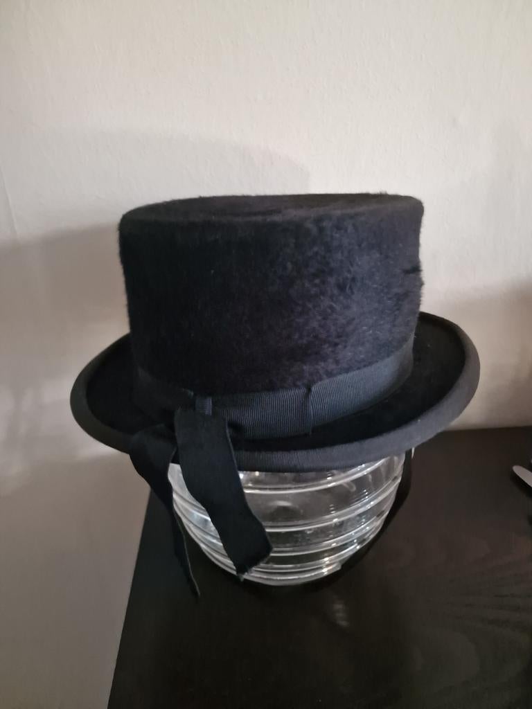 Bol hoedje - 1817 Wegener, Antiek en Kunst, Antiek | Kleding en Accessoires, Ophalen of Verzenden
