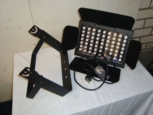 Nieuw: Showtec LED Wall Wash tri-color light (20230086), Muziek en Instrumenten, Licht en Laser, Geluidgestuurd, MTE, Nieuw, Ophalen of Verzenden