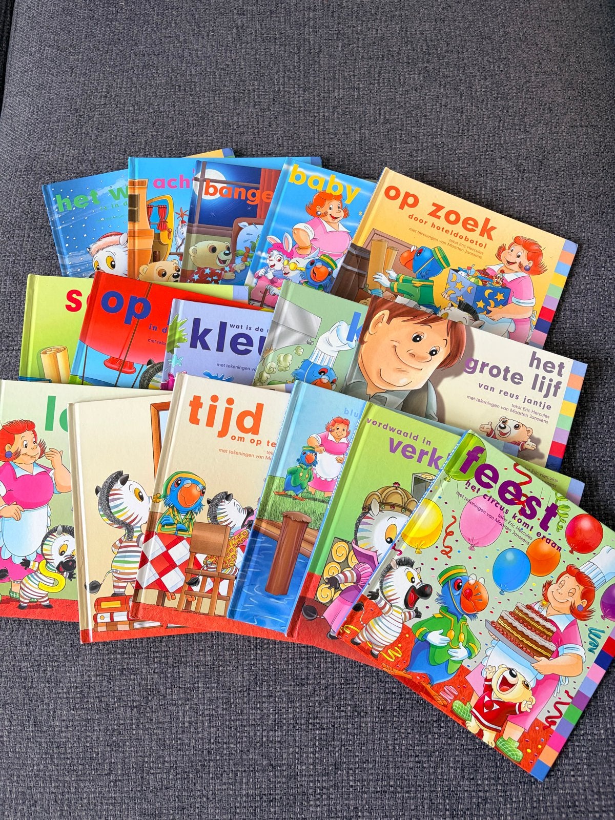 15 Hoteldebotel kinderboeken - verhalen van puk en strepa, Gelezen, Fictie algemeen, Jongen of Meisje, Ophalen of Verzenden