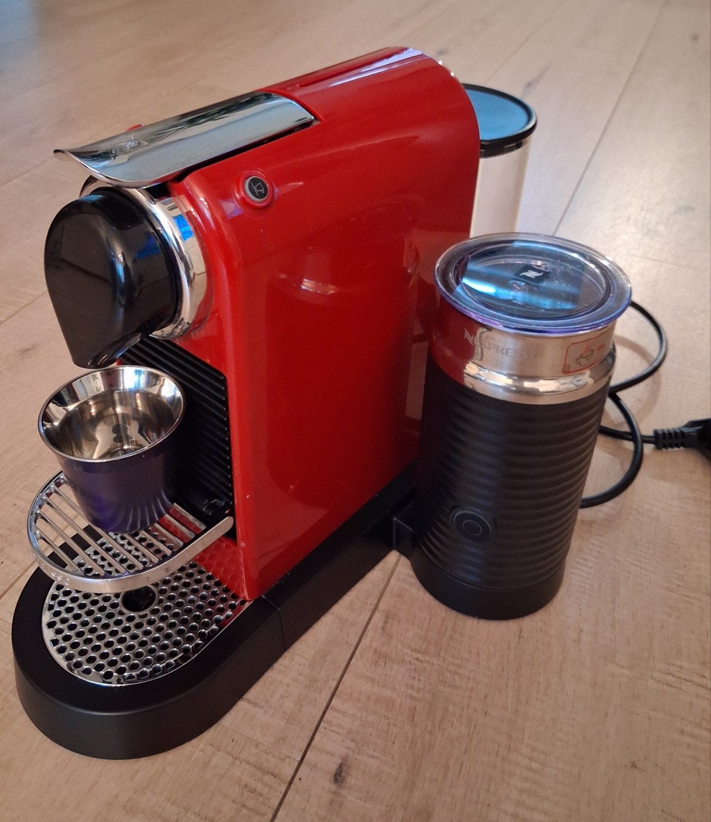 Kofieapparaat Nespresso, Ophalen, Zo goed als nieuw, Espresso apparaat