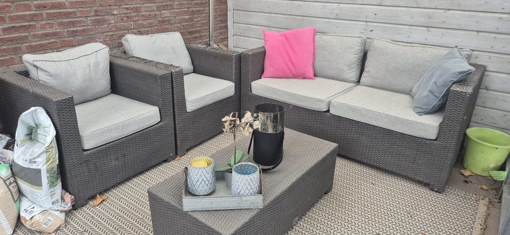 Comfortabele Wicker Loungeset met Salontafel, Ophalen, 4 zitplaatsen, Gebruikt, Bank