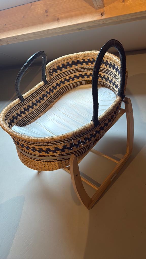 Petit philippe baby mand met steun, Kinderen en Baby's, Babywiegjes en Ledikanten, Ophalen, Zo goed als nieuw, Wieg