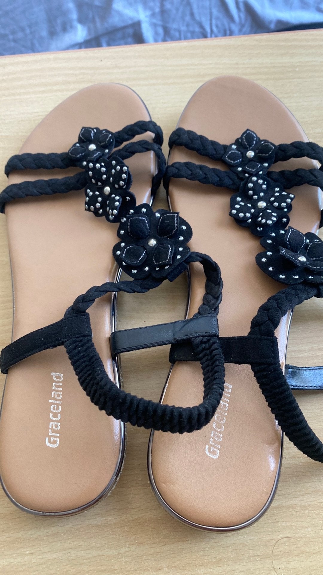 Graceland slippers maat 39, Bruin, Zo goed als nieuw, Ophalen, Slippers