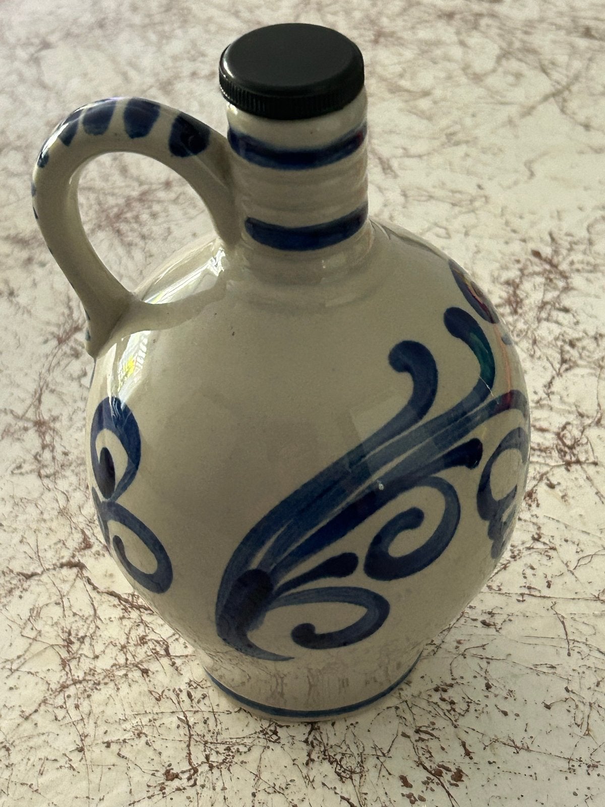 Vintage aardewerken Sonnema kruikje met blauw decor, Ophalen of Verzenden