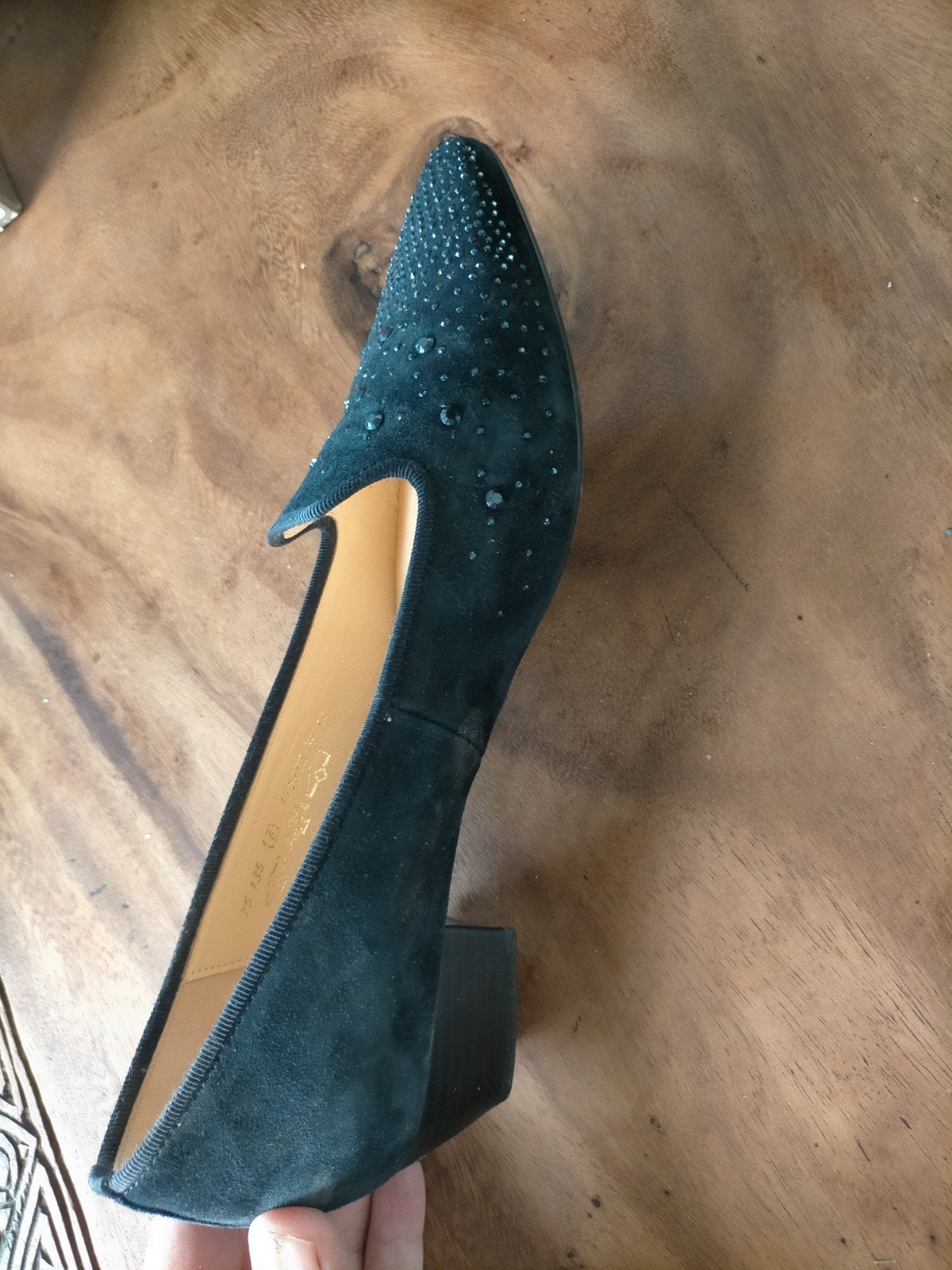 Gabor zwarte instappers met studs - Maat 39, Kleding | Dames, Schoenen, Gabor, Ophalen of Verzenden, Zo goed als nieuw, Instappers