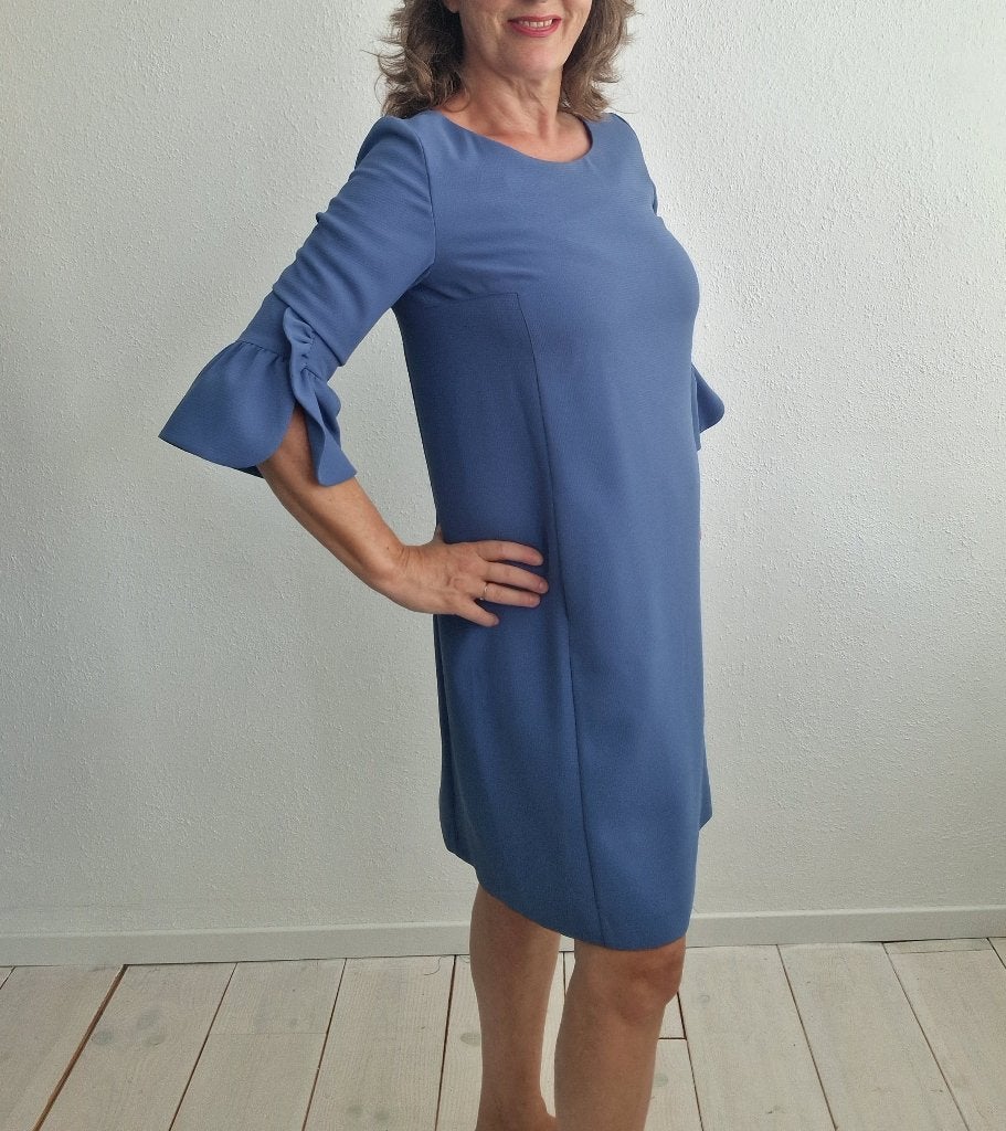 River Woods jurk. Maat 38/40, Lavendel, Kleding | Dames, Jurken, Maat 38/40 (M), Blauw, Verhip-vintage.nl, Ophalen of Verzenden