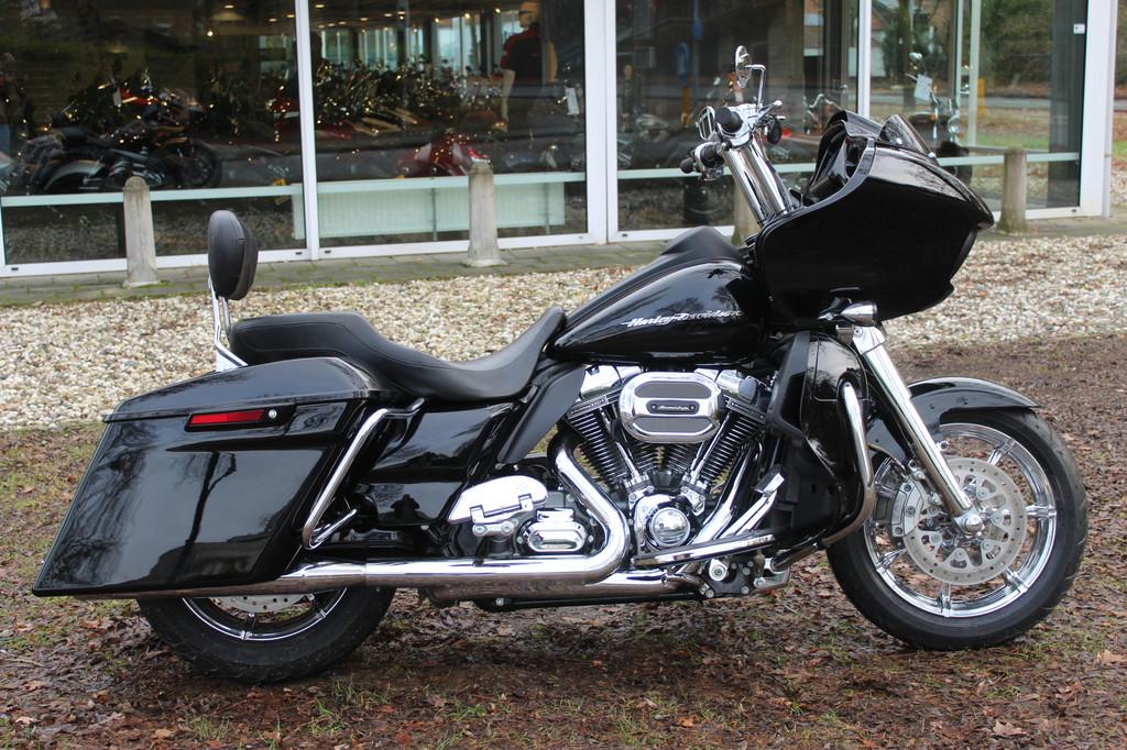 Harley-Davidson Road Glide Road Glide CVO, Motoren, Chopper, Bedrijf, 1802 cc, Meer dan 35 kW