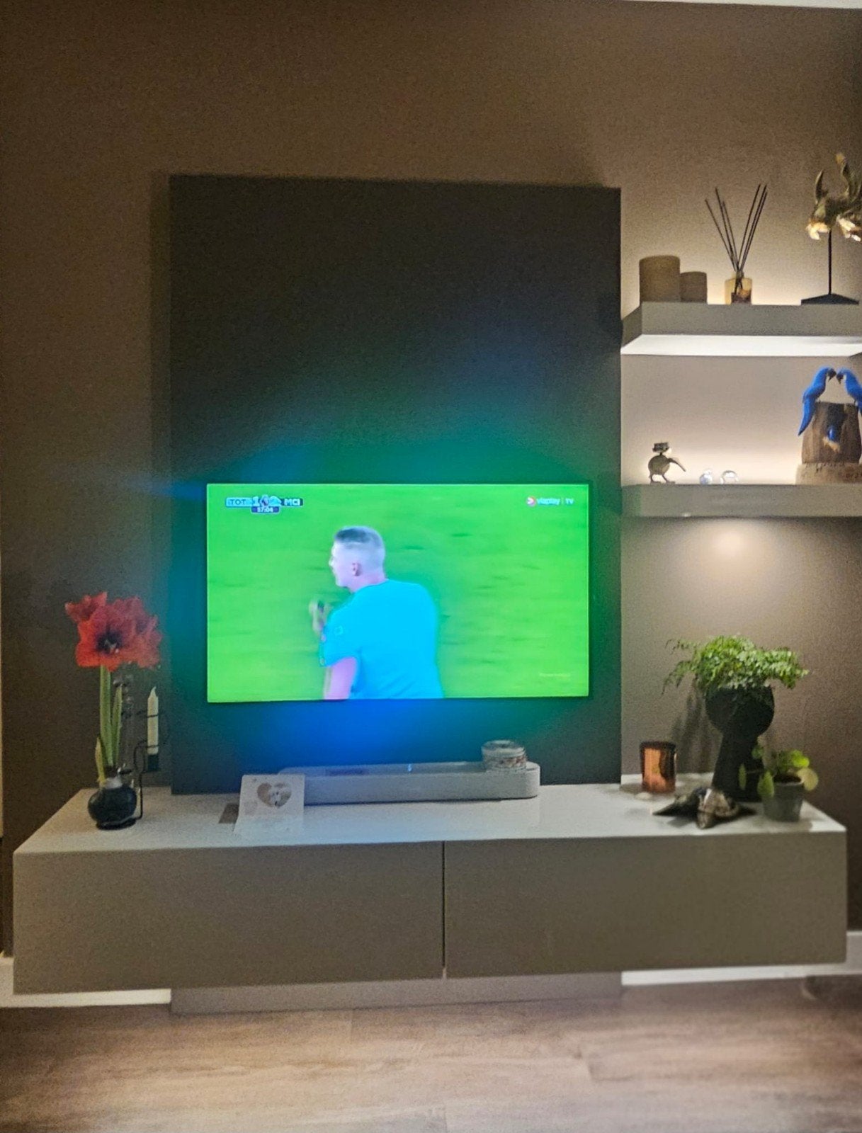 TV meubel, Huis en Inrichting, Gebruikt, 150 tot 200 cm, Ophalen of Verzenden, Minder dan 100 cm