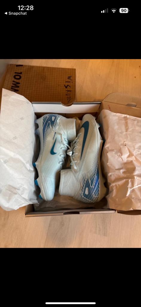 Nike Air Zoom Mercurial Superfly 10 Elite, Maat XS of kleiner, Ophalen of Verzenden, Nieuw, Schoenen