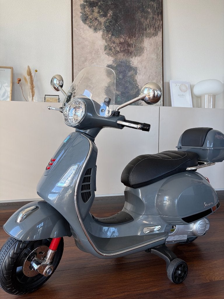 Elektronische Vespa GTS Kindermotor - Grijs, Fietsen en Brommers, Scooters | Vespa, Ophalen, Gebruikt, Elektrisch, Overige modellen