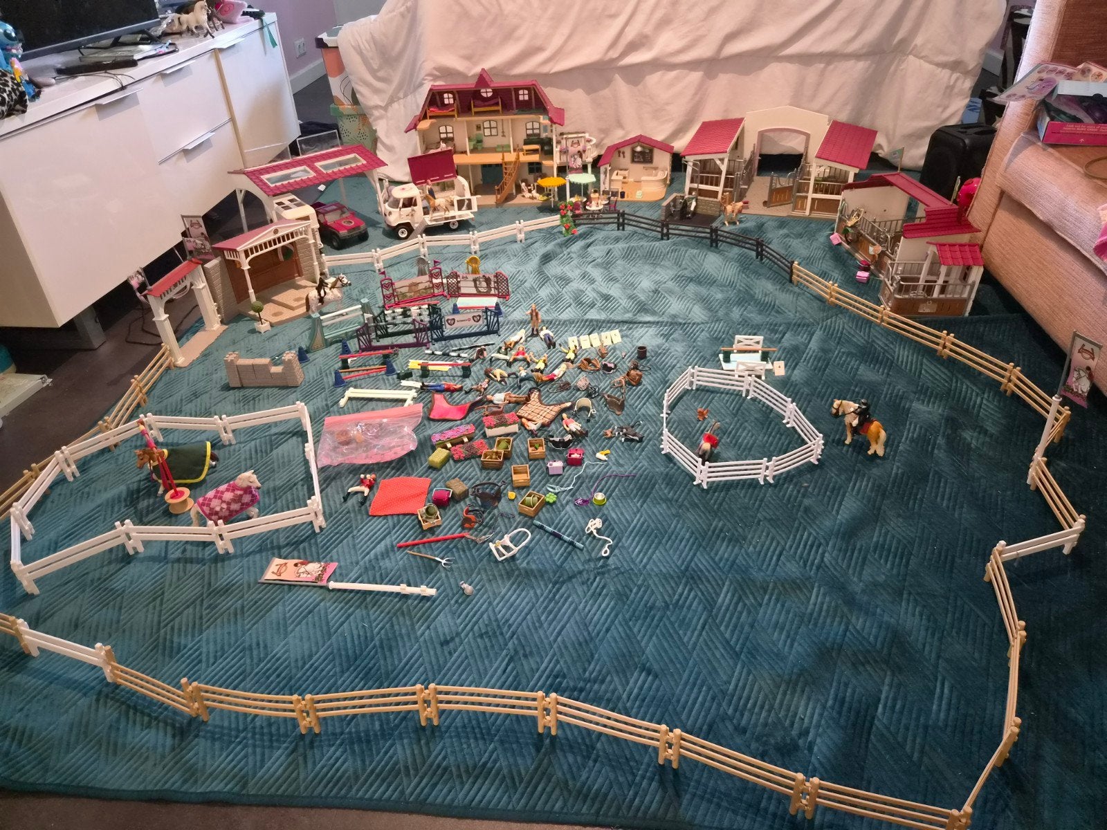 Grote Schleich paardenstal en manege set met accessoires, Ophalen of Verzenden, Gebruikt, Jongen of Meisje