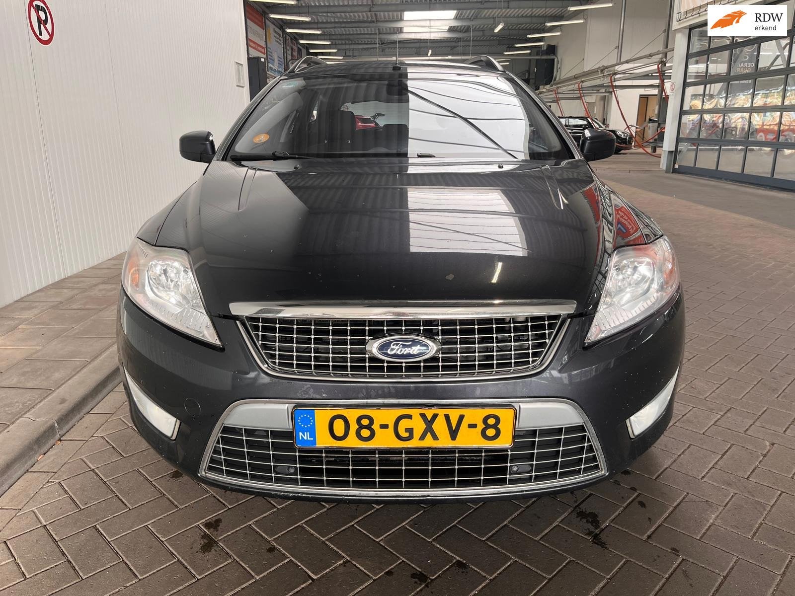 Ford Mondeo Wagon 2.0 TDCi Titanium, Voorwielaandrijving, Electronic Stability Program (ESP), Stof, Zwart