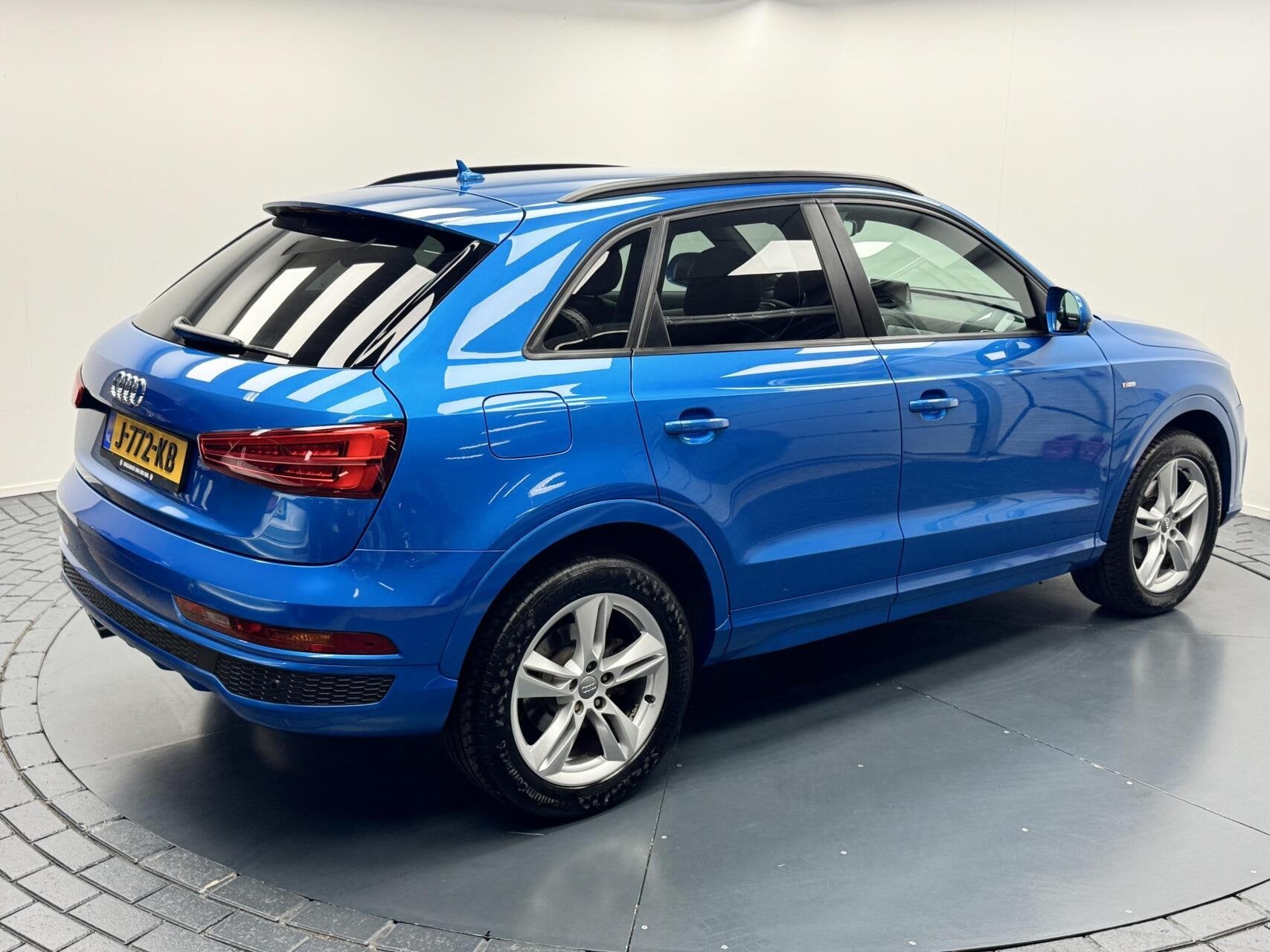 Audi Q3 1.4 TFSI CoD S-Line Automaat-Leder-Navigatie-Cr.cont, Auto's, 1380 kg, 4 cilinders, Blauw, Leder
