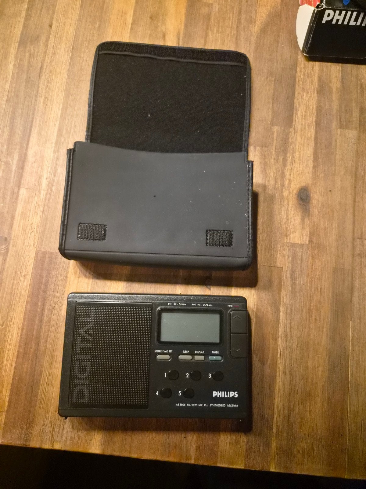 Philips AE3805 Draagbare Digitale Wereldontvanger Radio, Ophalen of Verzenden, Gebruikt, Wereldontvanger