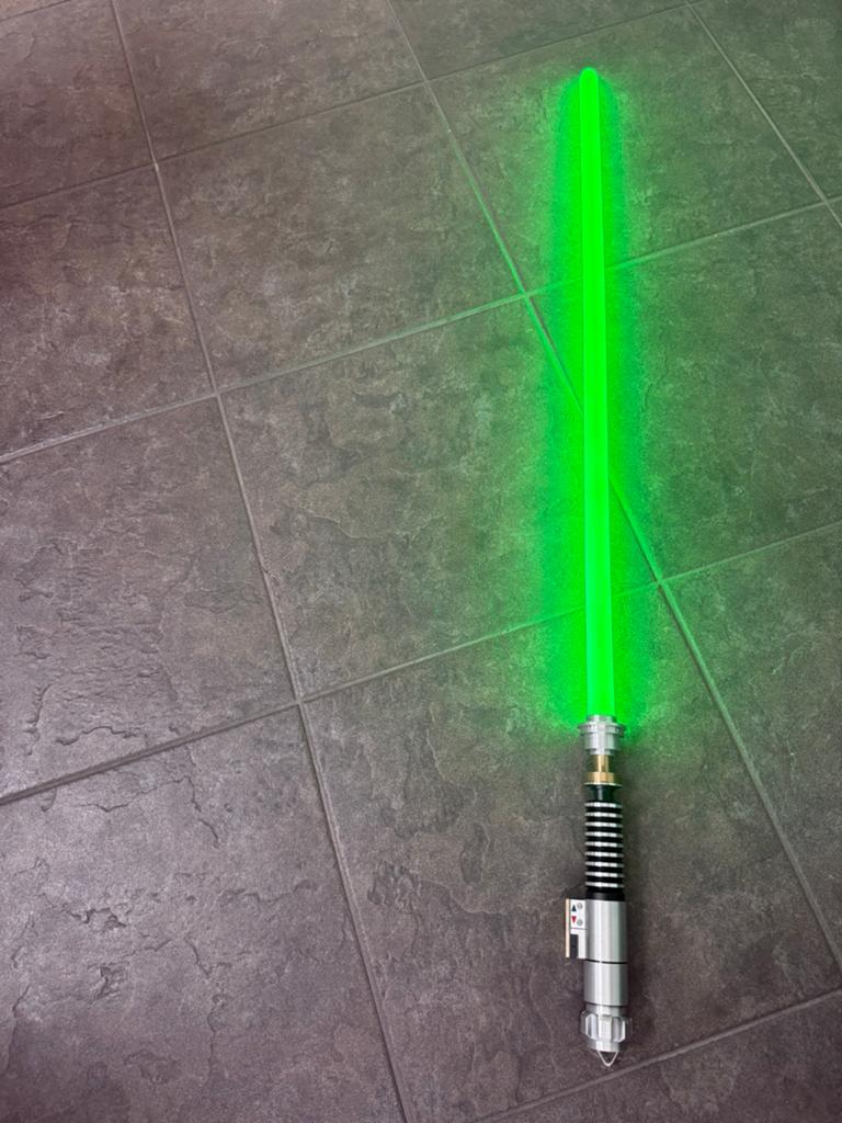 Lightsaber, Verzamelen, Star Wars, Ophalen of Verzenden, Zo goed als nieuw, Actiefiguurtje