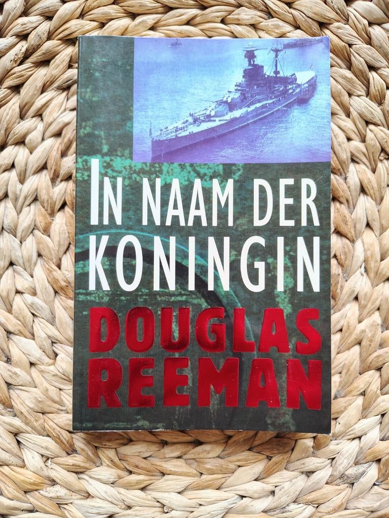 Douglas Reeman - In naam der koningin, Ophalen of Verzenden, Zo goed als nieuw