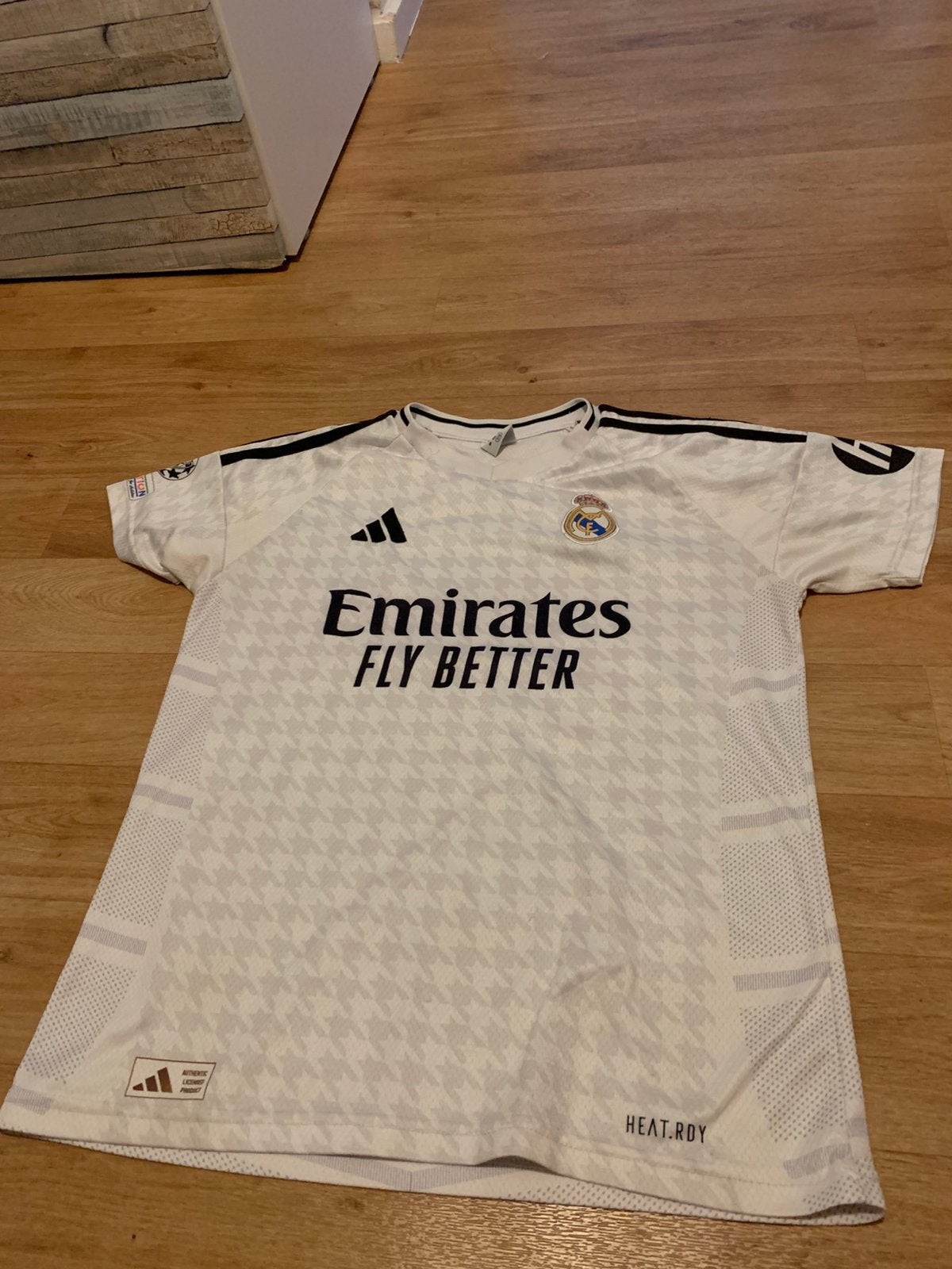 Real madrid shirt 25/26, Maat XS of kleiner, Ophalen, Zo goed als nieuw, Shirt