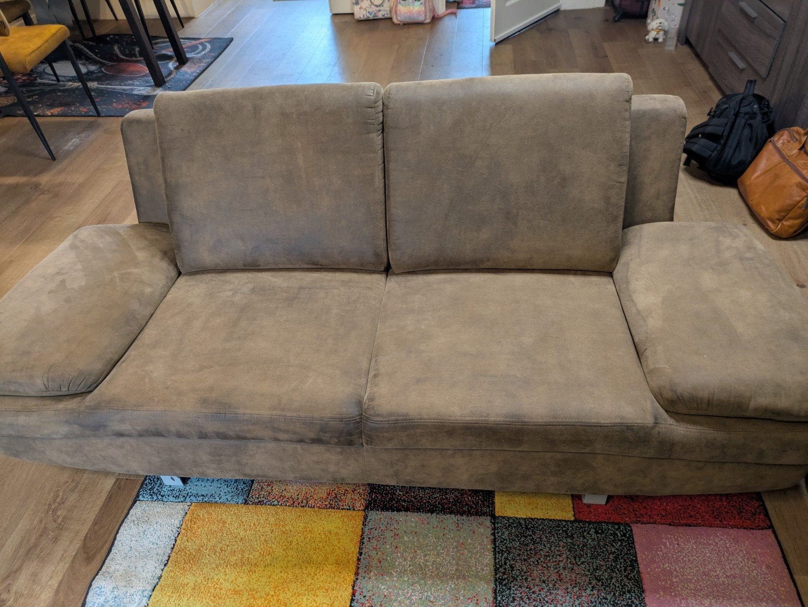 Comfortabele 2-zitsbank is available for free pickup, Ophalen, Modern, Comfortabel, 150 tot 200 cm, Tweepersoons
