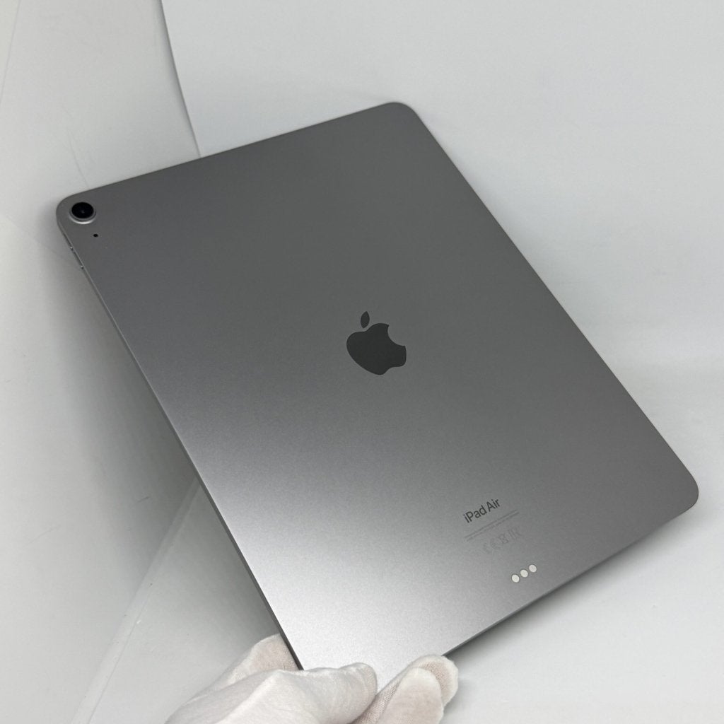 iPad Air 6e 13 inch M2 128GB grijs /krasvrij /100% batt /gar, Apple, Zo goed als nieuw, Support@apple.com, Apple Park Way, Cupertino, California