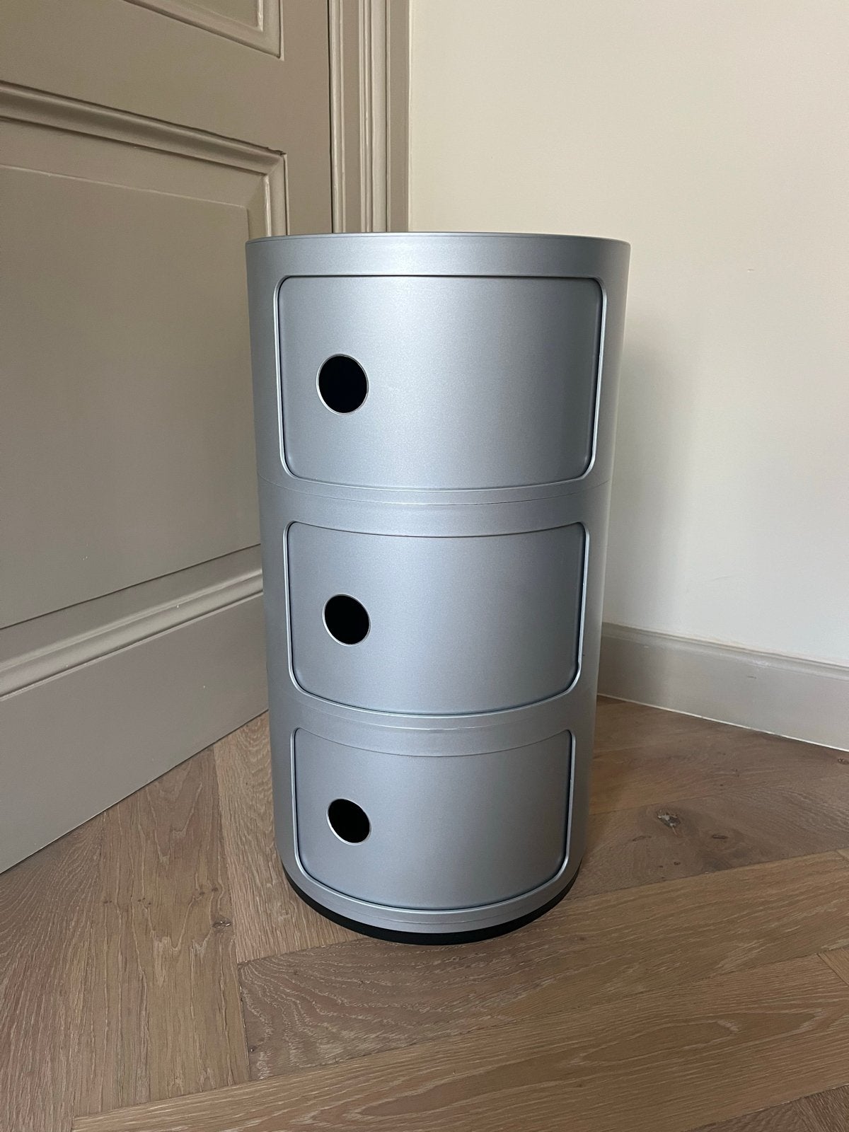 Kartell Componibili Kastje - Zilver - Anna Castelli Ferrieri, Ophalen, 1 of 2 laden, Zo goed als nieuw, Minder dan 25 cm