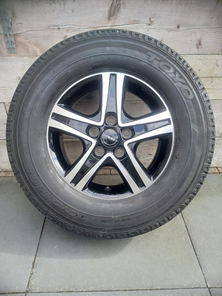 Toyo 225/75R16C Band + Velg.   9mm, Ophalen, Gebruikt