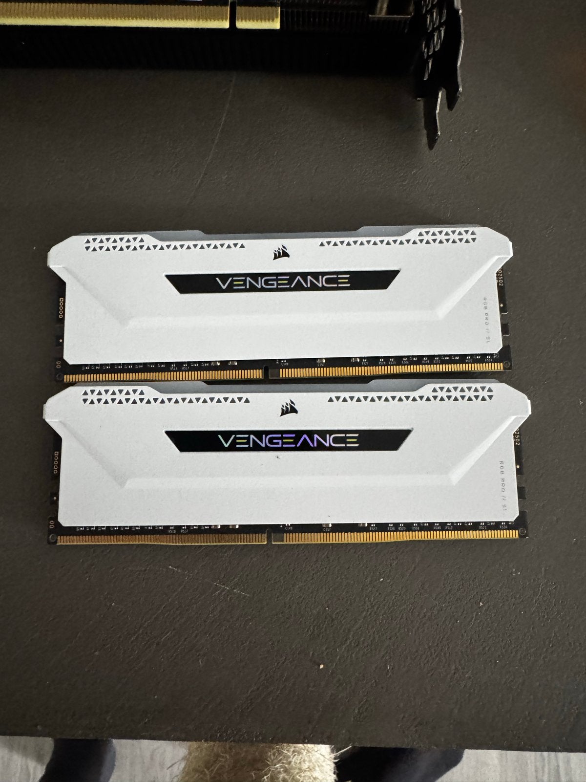 Corsair Vengeance RGB Pro SL 32GB (2x16GB) DDR4 RAM 3200MHz