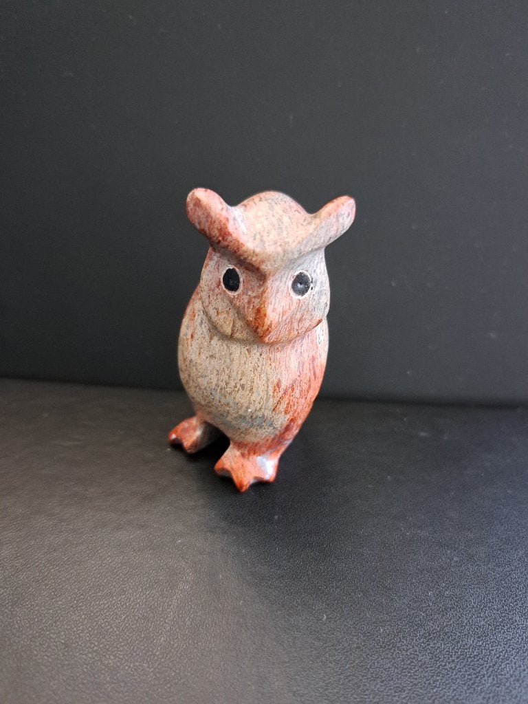 4=10euro beeldje uil uiltje steen rood, Ophalen of Verzenden, Zo goed als nieuw, Dier